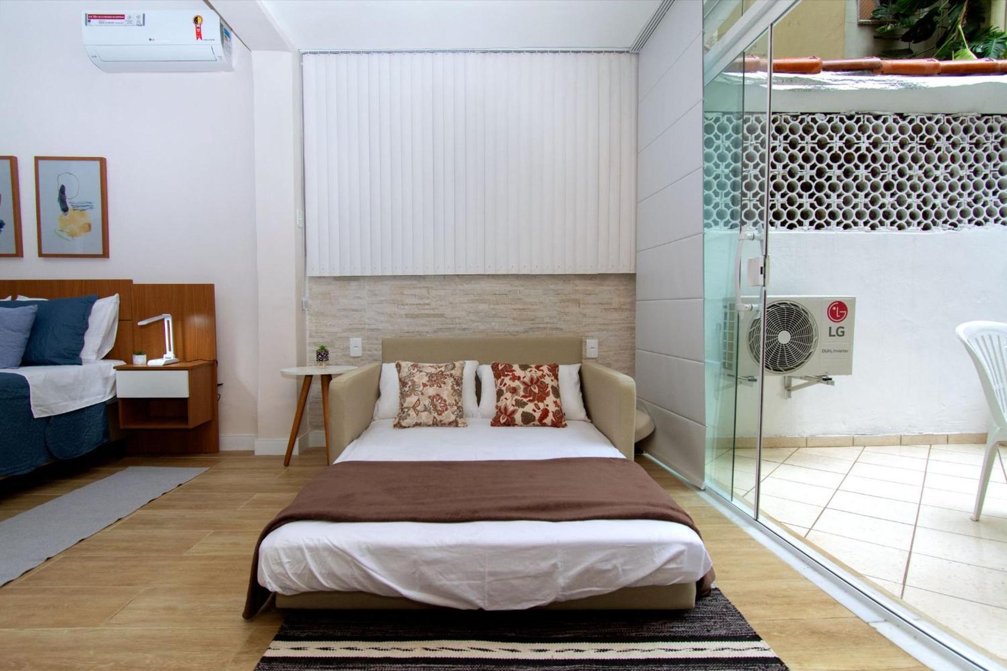Appartement Maravilhoso Loft Em Copacabana A 150 Metros Da Com Um Varandao Em Meio Ao Verde.